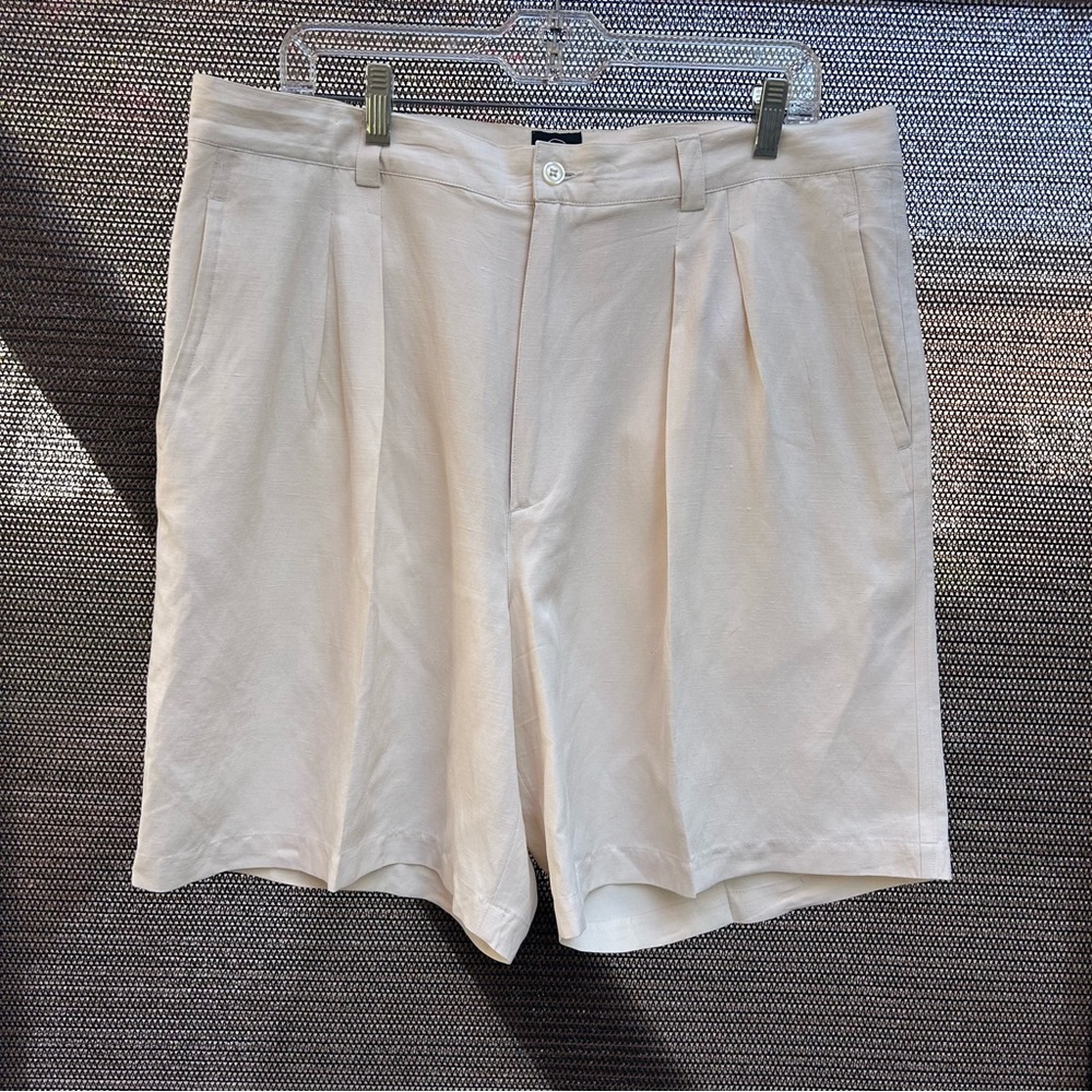 THE COLLECTION Silk Linen Blend Men's Ivory Pleated Shorts Lightweight Size 38 - Picture 2 of 9